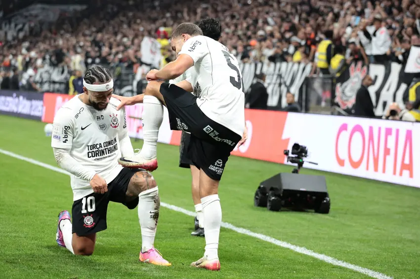 Com gol de Zakaria Labyad, Corinthians vence o Atlético-MG e respira no Brasileirão